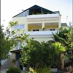 Hotel Lemon Garden 3*