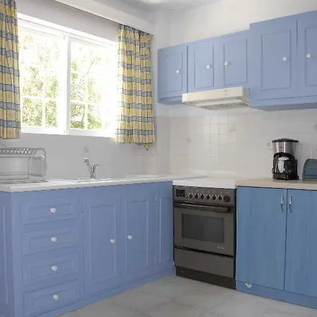 Lemon Garden Hotel 3*