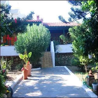 Lemon Garden מלון 3*